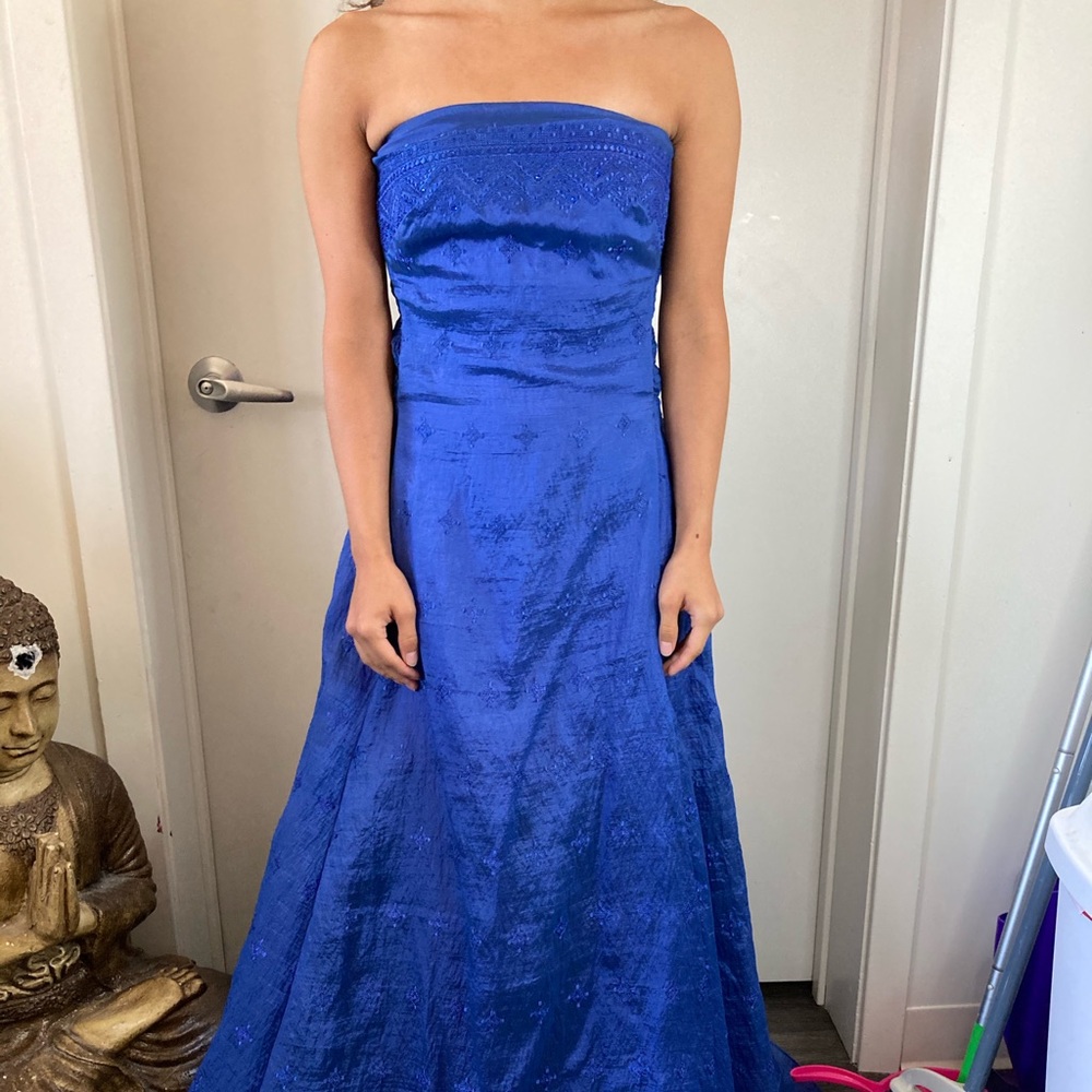Beautiful detailed blue gown worn once